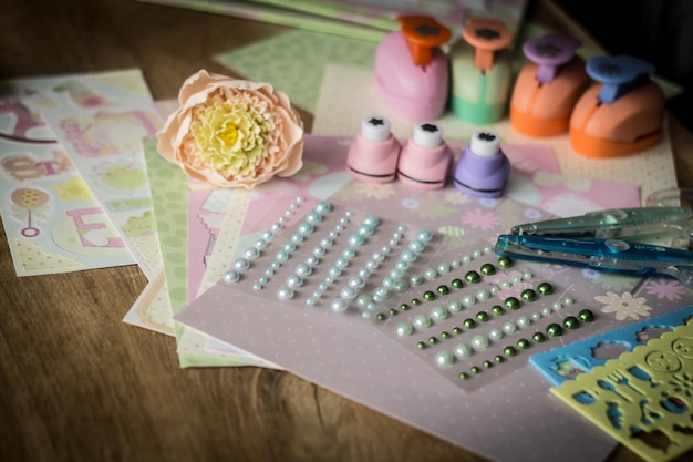 zestawy haftu obok cennika